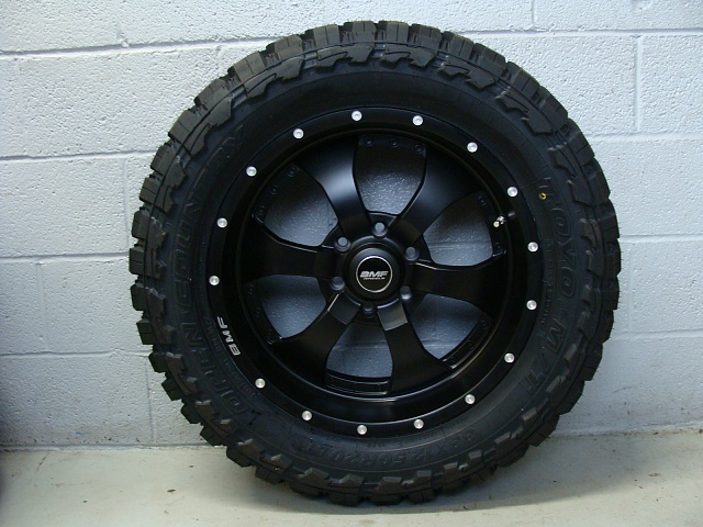 Wheel and tire combo-kgrhqv-pme8wpegf9-bpkbkl6dnq-60_57.jpg