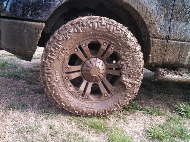 Lets see the pics of the dirty rigs-mudtire.jpg