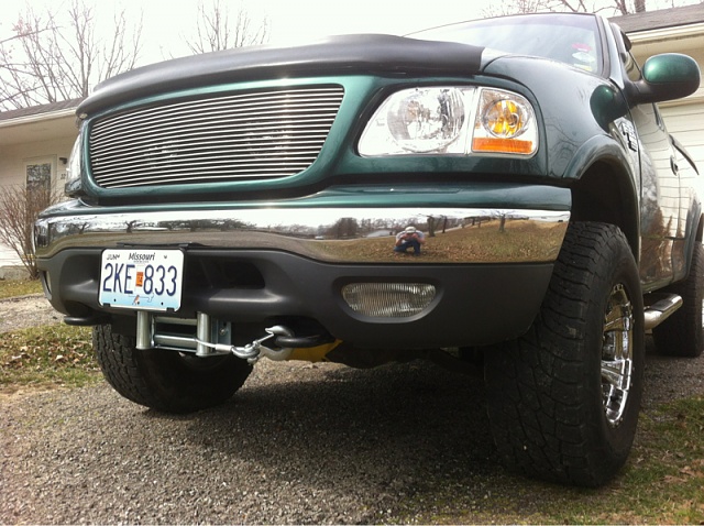 just put in the winch with rough country bracket-image-773930282.jpg
