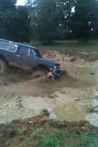 Mud pit says &quot;no&quot; to chevy-image-1090806825.jpg