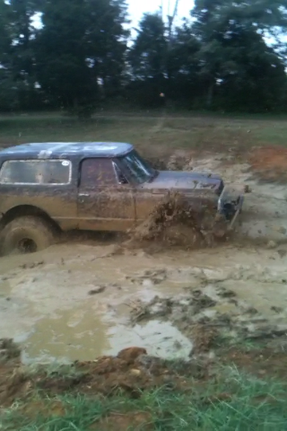 Mud pit says &quot;no&quot; to chevy-image-2652910134.jpg