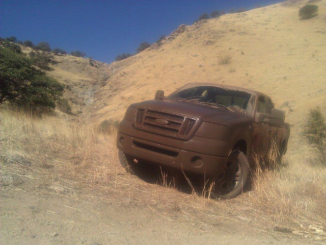Lets see those off-road pictures-432276_3350824650525_1266138493_3386998_1695241685_n.jpg
