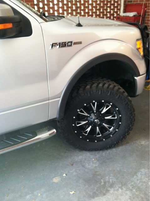 Pics...Silver F150 with all black or black/chrome wheels-image-1455320479.jpg