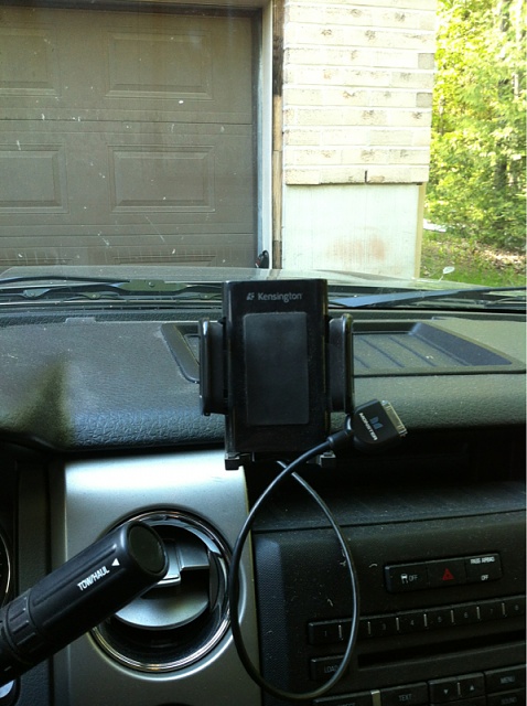 iPhone4 mount question-image-3383162583.jpg