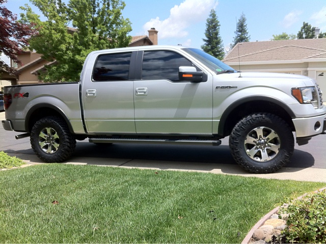 295/70/18 Nitto Trail Grapplers 2&quot; Level 2012 Fx4-image-2749913622.jpg