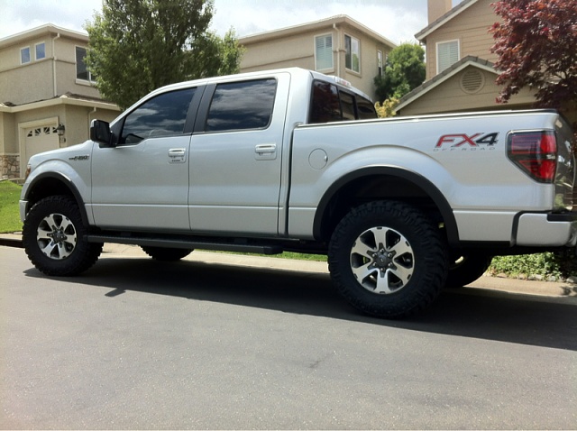 295/70/18 Nitto Trail Grapplers 2&quot; Level 2012 Fx4-image-3388739984.jpg