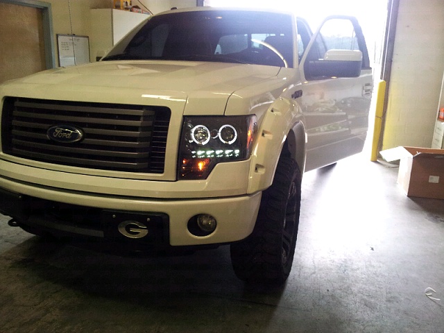 Recon smoked ccfl halo headlights installed :)-forumrunner_20120603_141904.jpg