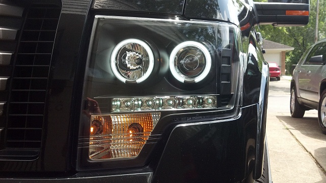 Anyone have these headlights installed?-halos2.jpg