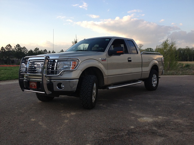 2.5 inch leveling kit for our trucks-image-1239848386.jpg