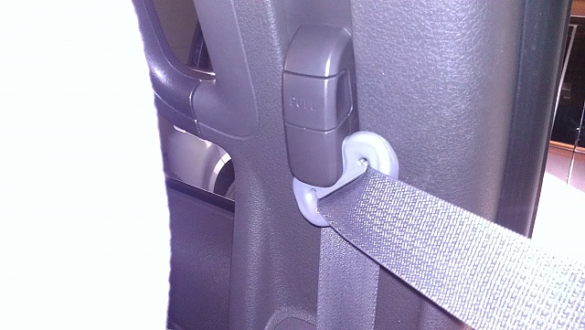 Driver side seat belt noise-imag0193.jpg