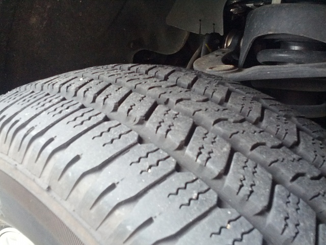 Rear tire wear - shot at 12k miles-front-passnger.jpg