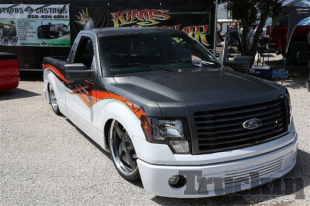 lets see all of those lowered 09-13 RCSB (regular cab short box)-406530_427939583919954_883084608_n.jpg