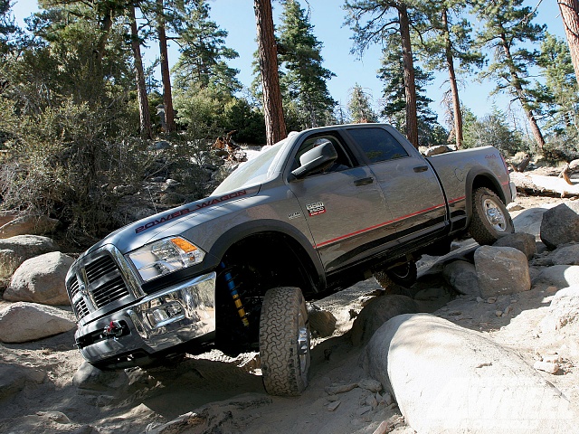 Must haves for offroading-131_1002_01_o-2010_4x4_of_the_year-2010_ram_2500_power_wagon.jpg