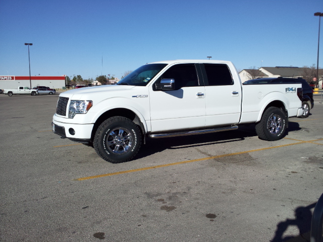 6.5 ft bed SCREW with leveling kit and 33's?-2012-01-06-15.23.52.jpg
