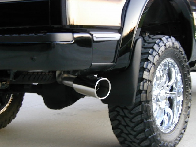 Pictures of late model (2012-2013) 4x4's with mud flaps wanted-p5150250.jpg