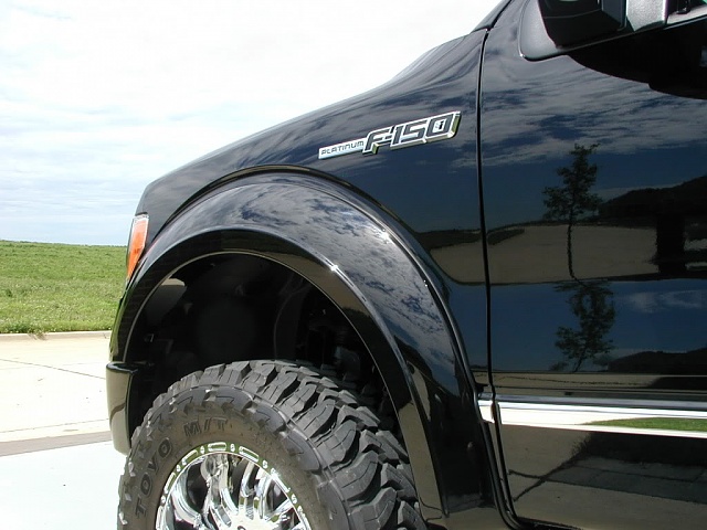 Pictures of late model (2012-2013) 4x4's with mud flaps wanted-p7120099.jpg