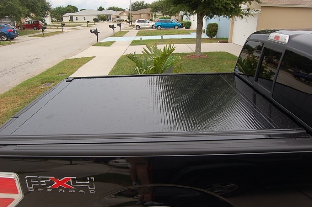 pics of your tonneau cover or camper shell.-dsc_1800.jpg
