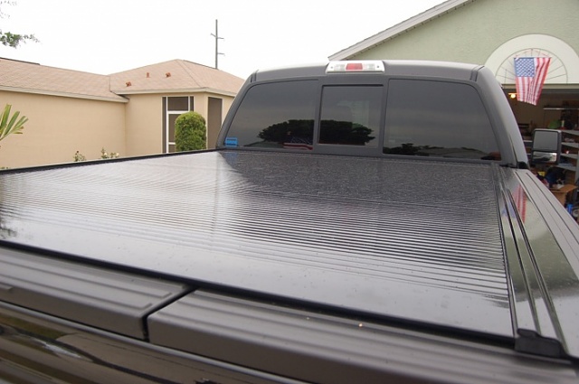 pics of your tonneau cover or camper shell.-dsc_1801.jpg