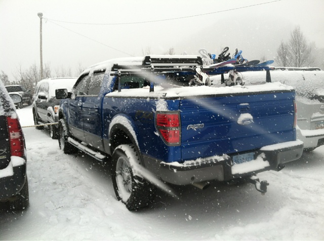 Pics of your truck in the snow-image-1680960123.jpg