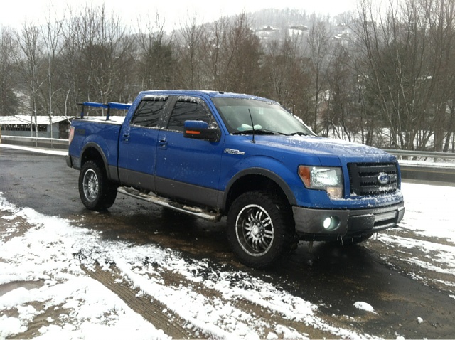 Pics of your truck in the snow-image-1132801781.jpg