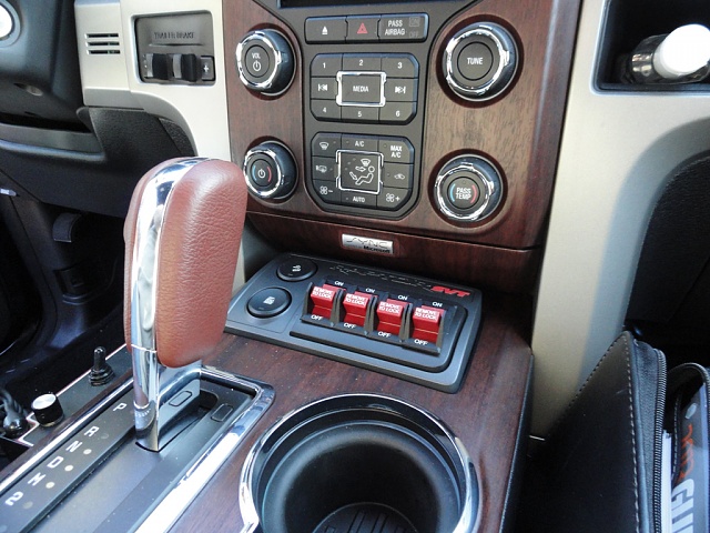 Installed UpFitter / Auxiliary Switches - Ford Raptor to 2013 King Ranch-dsc02813.jpg