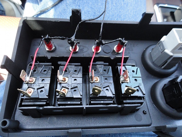 Installed UpFitter / Auxiliary Switches - Ford Raptor to 2013 King Ranch-dsc02826.jpg