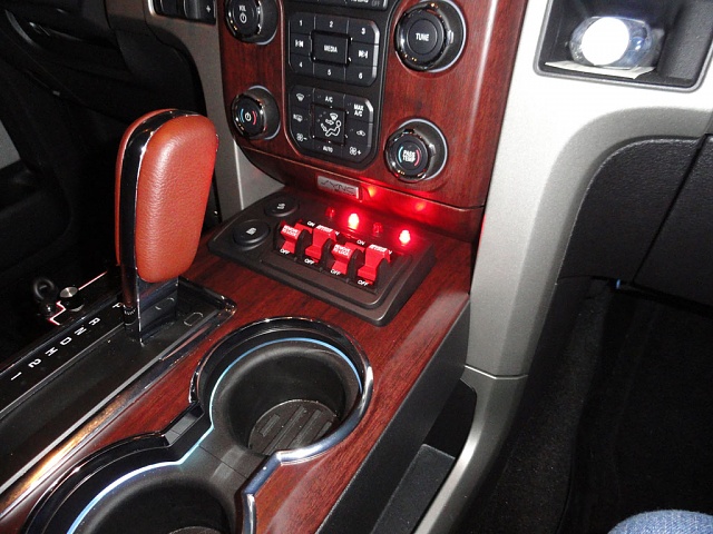 Installed UpFitter / Auxiliary Switches - Ford Raptor to 2013 King Ranch-dsc02839.jpg