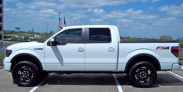 Let's See Aftermarket Wheels on Your F150s-100_0240.jpg