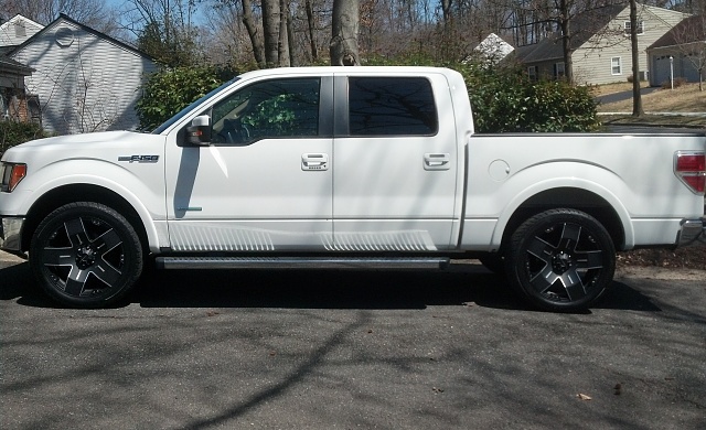 Anyone have pics White trucks w/ black rims-truck.jpg