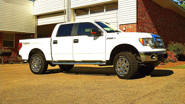 Post a pic of the best looking, current body style F150-forumrunner_20130429_203655.jpg