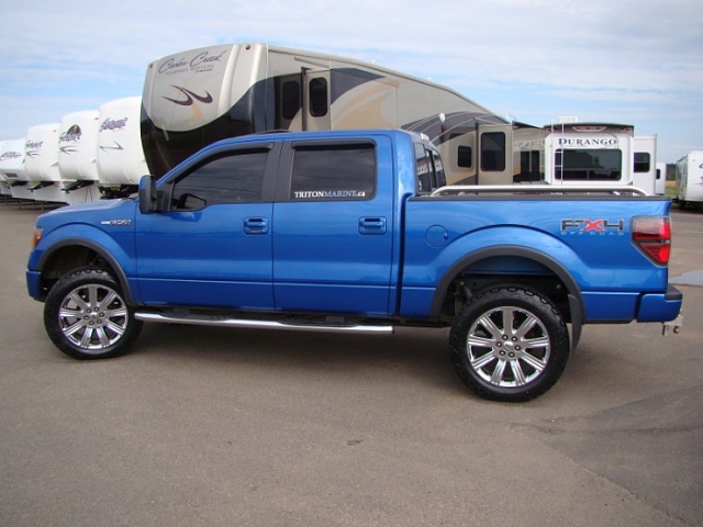 Blue Flame FX4 with Harley Grill, Lights OE 22's with 34.25 Nittos &amp; Leveling &amp; Block-dsc03964.jpg
