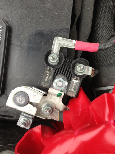New 2013 HID lights (where do you hook up to battery ... 2011 fusion fuse box 