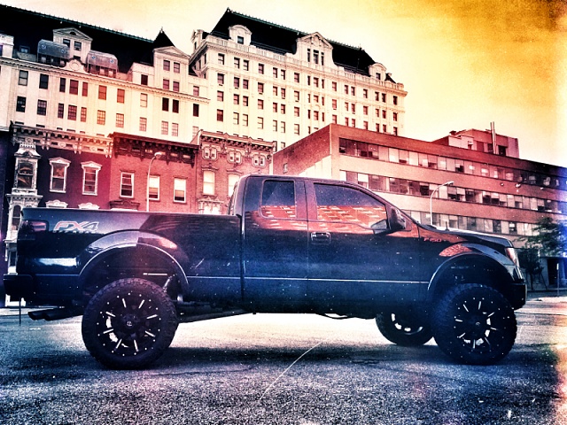 Let's see those Black F150's-image-1472799692.jpg