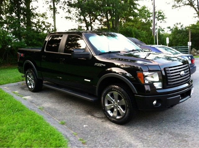 Let's see those Black F150's-image-4152549312.jpg