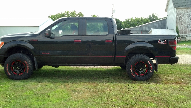 Let's see those Black F150's-forumrunner_20130721_135300.jpg