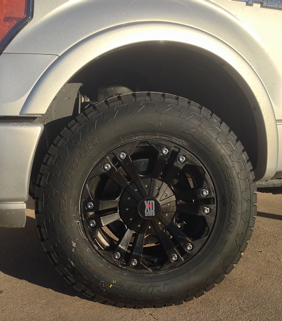 2013 Fx2 with 33's and 2&quot; leveling kit-bettridk.jpg