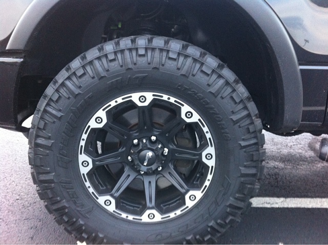 18&quot; tire sizes with level kit-image-1465797875.jpg