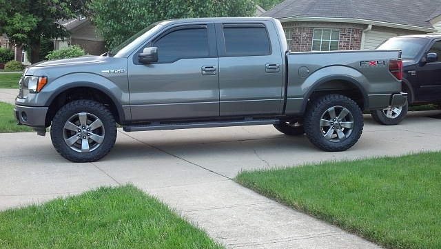 Lets see those Leveled out f150s!!!!-ford-f150-leveled.jpg