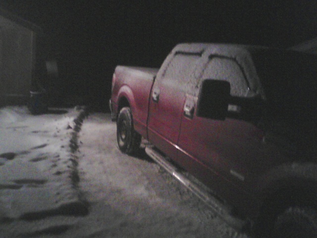 Pics of your truck in the snow-p_00092.jpg