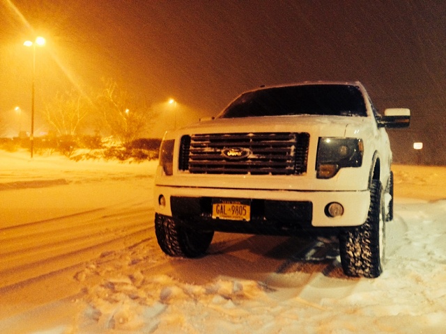 Pics of your truck in the snow-image-3655093883.jpg