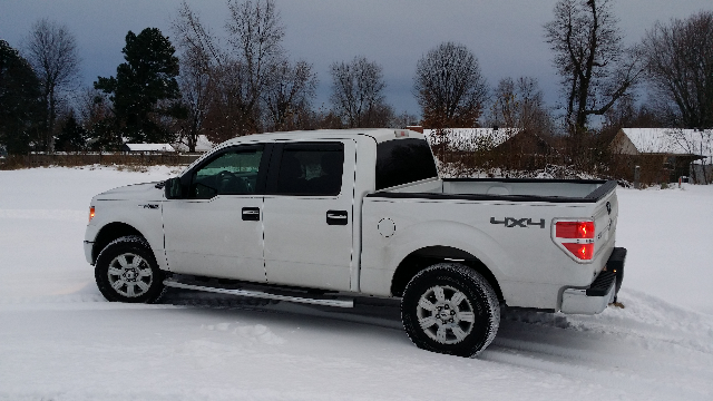 Pics of your truck in the snow-forumrunner_20140105_225151.jpg