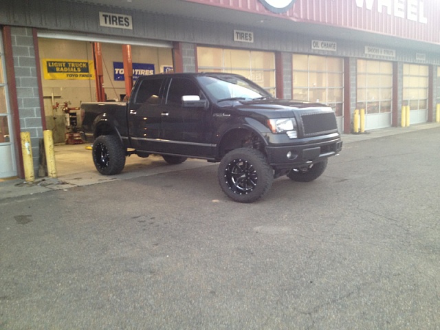 Let's see those Black F150's-image-4268037399.jpg