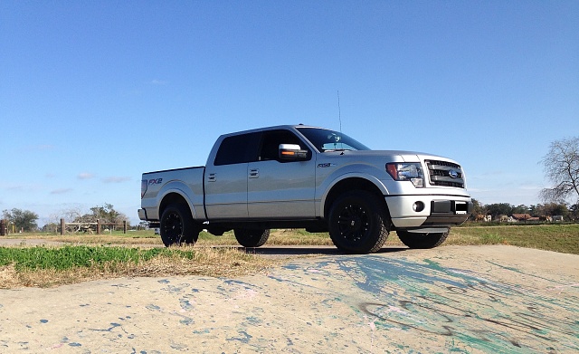 2013 Fx2 with 33's and 2&quot; leveling kit-truck-photoshoot-007.jpg