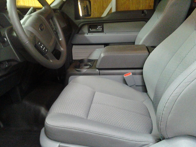 Middle seat/Jump seat to Center Console Swap-01261414571.jpg