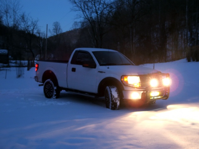 Pics of your truck in the snow-dscf9091_exposure.jpg