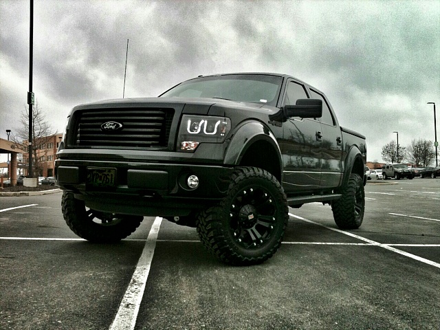 Lets see those 2009-2013 lifted trucks-image-10-2-1-2008641419.jpg