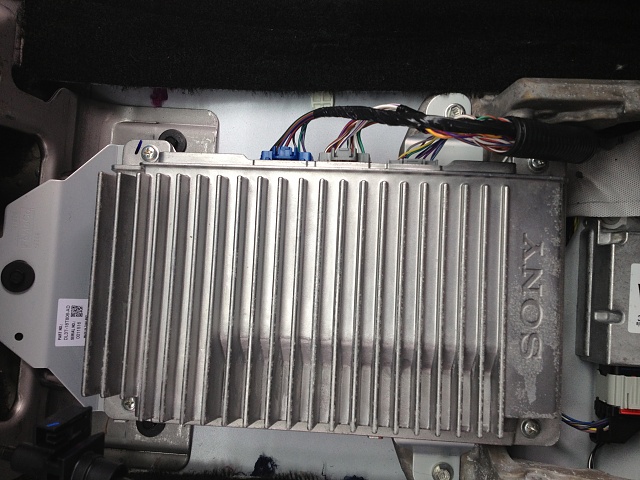 Stereo Build in 2013 Ford F150 FX4-factory-amp-plugs.jpg