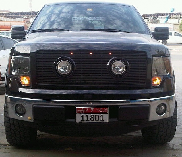 Lights in grill-image.jpg