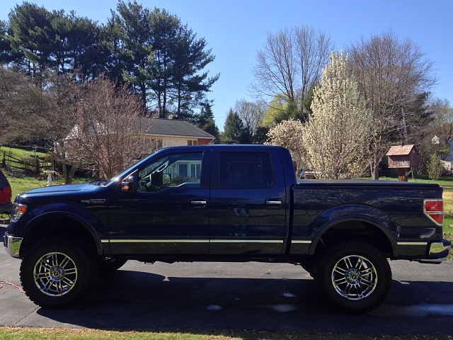 pics of lifted/wheels/tires blue jeans-sclphoto_4.jpg