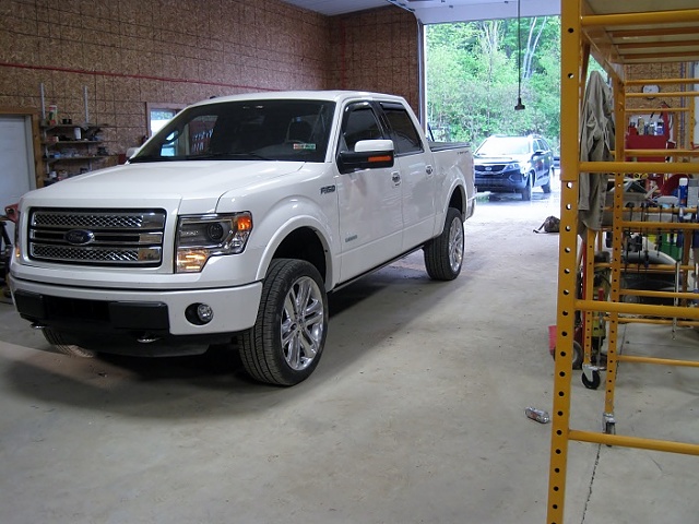 Official Lariat Limited thread!!-leveled-lifted.jpg